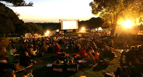 Free Outdoor Movie In DC 500x269 
