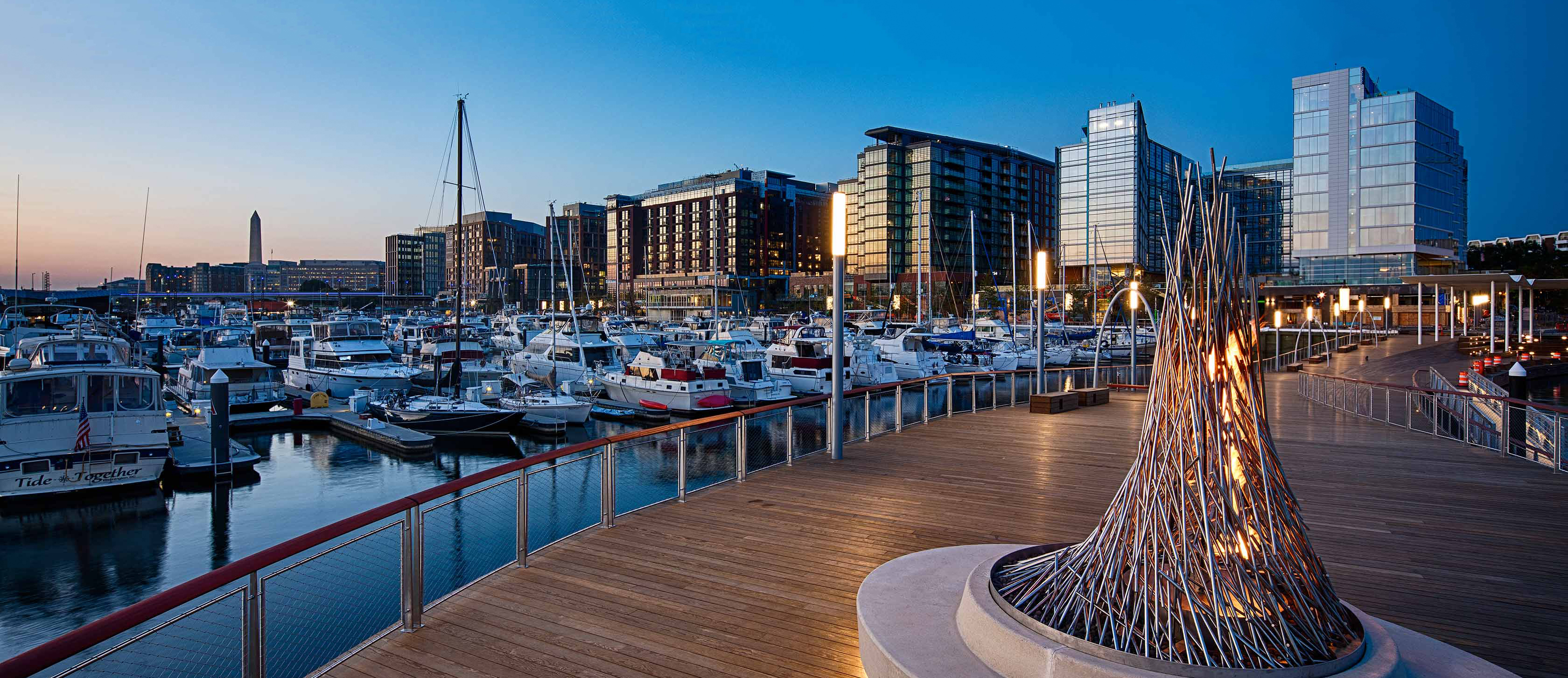 Waterfront перевод. Marina Wharf II снаружи. Clink Wharf. Washington d.c 2022 Wharf. The Wharf District.